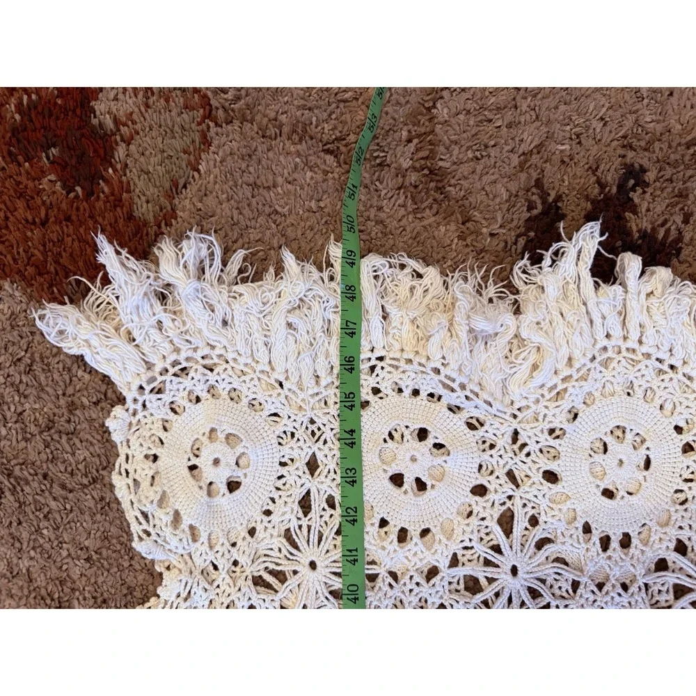 VTG Cream Cotton Handmade Fine Crochet Lace Fringe Table Runner‎ 23x49